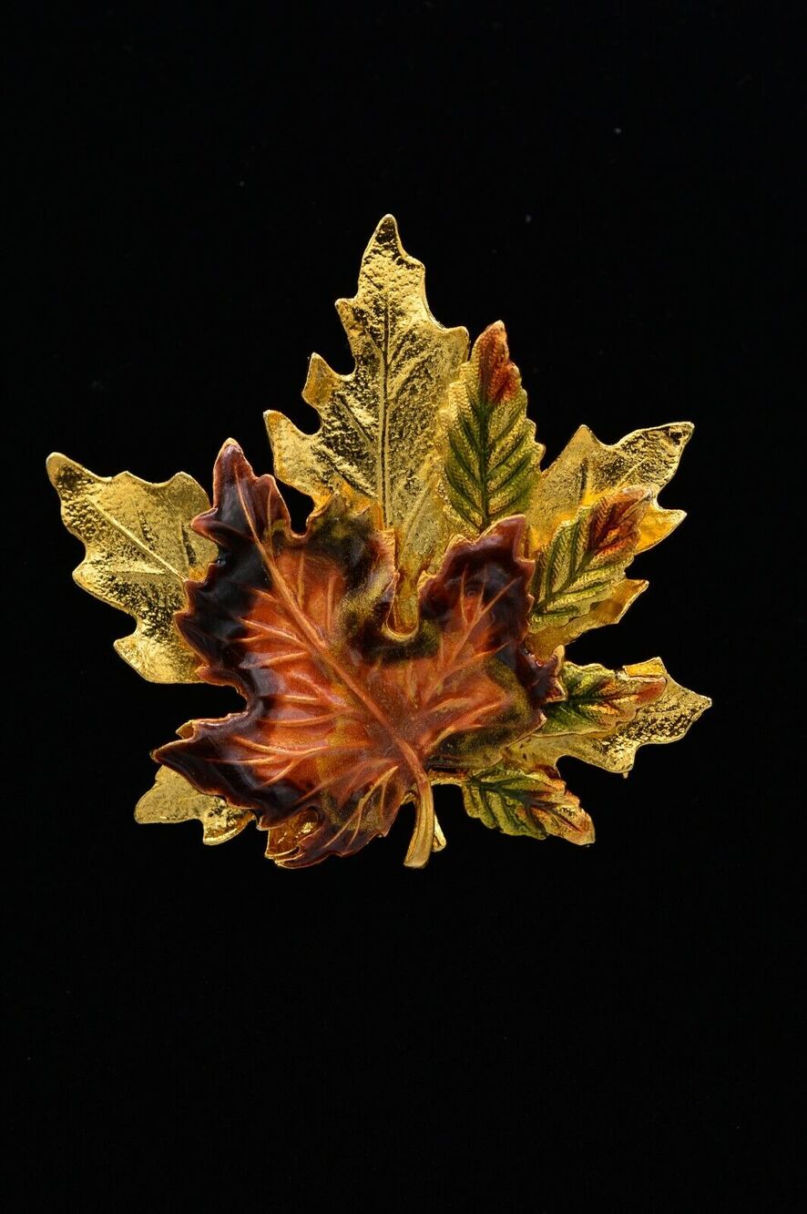 KC Vintage Leaf Pin Brooch Brushed Gold Red Green Enamel Maple Signed 80s BinAC